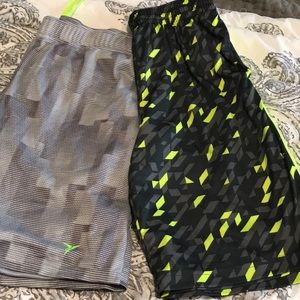 2-4-1 pairs of athletic shorts